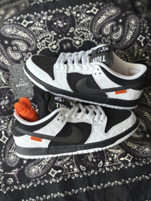 Dunk SB Tightbooth