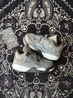 Jordan 4 Cool Grey Kids