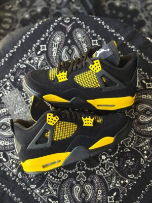 Jordan 4 Thunder Yellow