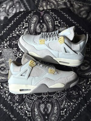Jordan 4 Craft Photon Dust