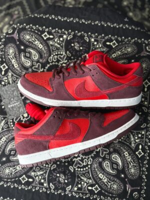 Dunk SB Cherry