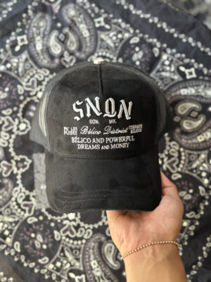 gorra barbas x Luis R snqn