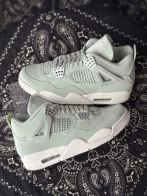JORDAN 4 ABUNDANCE (WMNS)