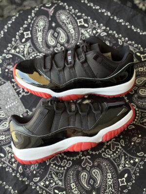 Jordan 11 low bred