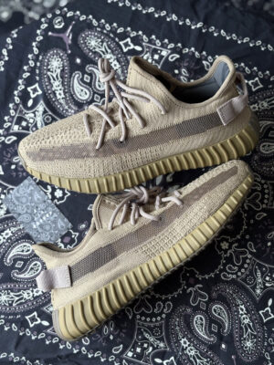 Yeezy 350 earth
