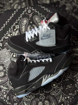 Jordan 5 black metallic