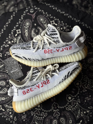 Yeezy 350 Zebra