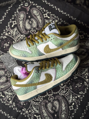 Dunk sb Alexis Sablone Chameleon