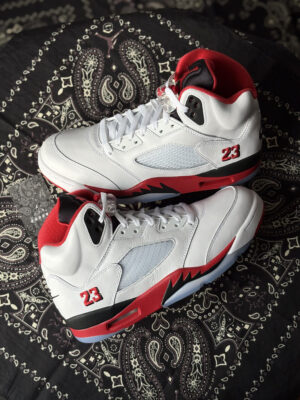 Jordan 5 Fire red