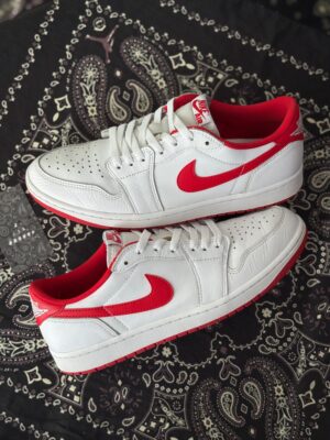 Jordan 1 low university red (preowned)