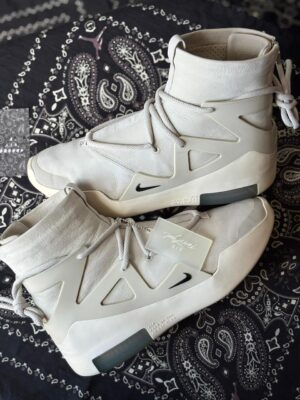 Fear of god 1 light bone (preowned)