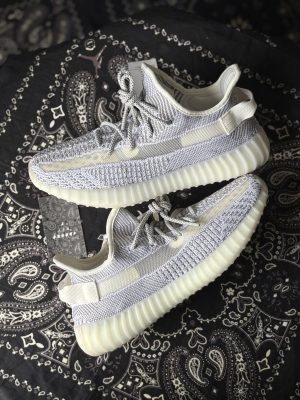 Yeezy 350 Static