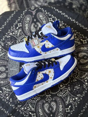 Dunk SB Supreme Stars Hyper Royal