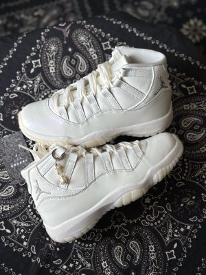 Jordan 11 Pearl Grand Finale (wmns)