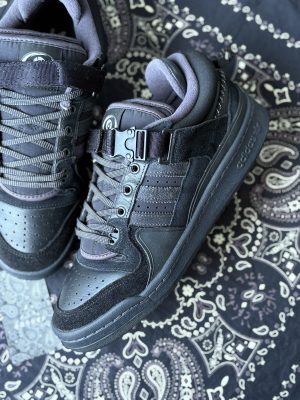 Bad Bunny Forum BTS (preowned)