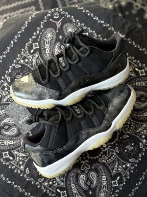 Jordan 11 Low 72-10