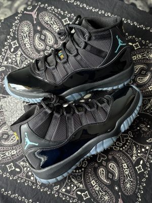 Jordan 11 Gamma Blue (preowned)