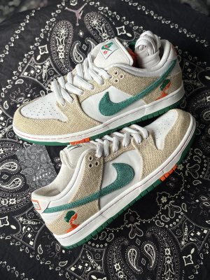 Dunk Low SB Jarritos (Preowned)