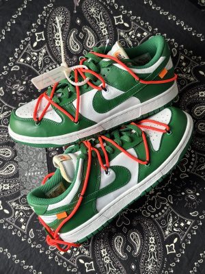 Dunk Low Off-White Pine Green
