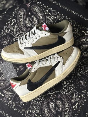 Jordan 1 Low Travis Medium Olive (Preowned)