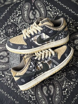 Dunk SB Travis Scott Special Box (preowned)