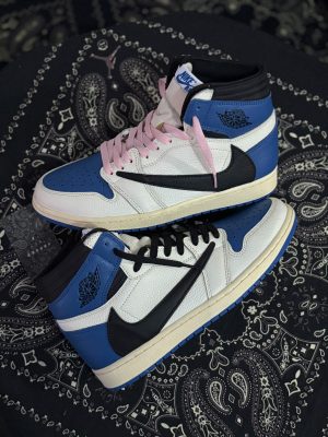 Jordan 1 high Travis Fragment