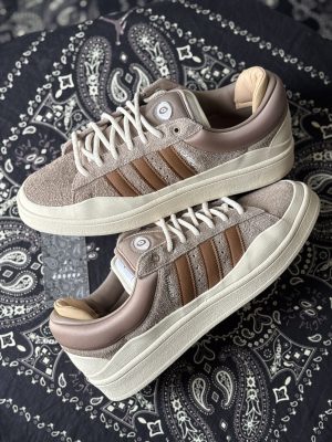 Campus Bad Bunny Chalky Brown (preowned)