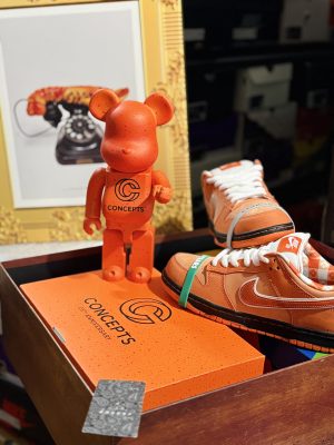 Dunk SB Orange Lobster Special Box