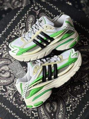 Adistar Jellyfish Pharrell Williams Focus Olive (preowned)