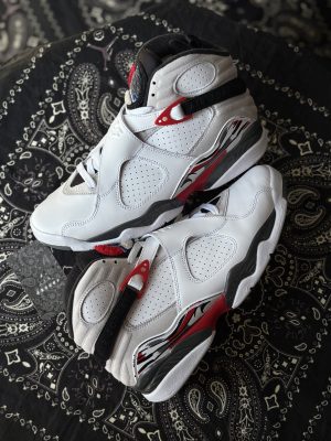 Jordan 8 Buggs Bunny