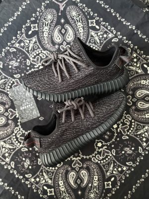 Yeezy 350 Pirate Black