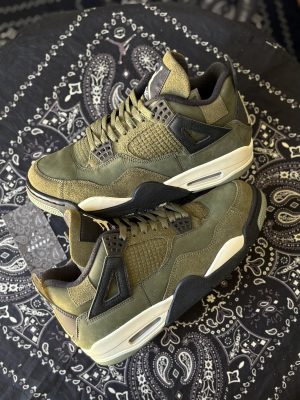 Jordan 4 Craft Olive (preowned)