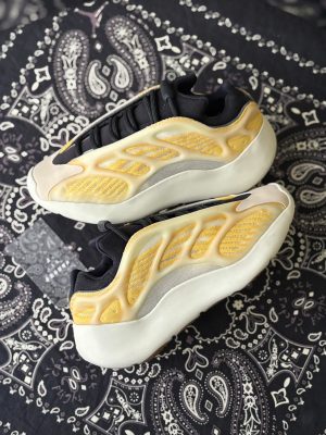 Yeezy 700 V3 Mono Safflower