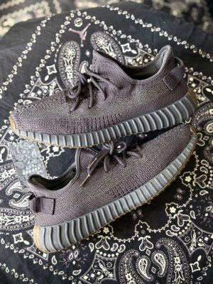 Yeezy 350 Cinder (preowned)