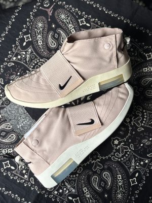 Air Fear Of God Moccasin Beige (Detalle)