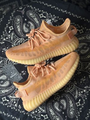 Yeezy 350 Mono Clay