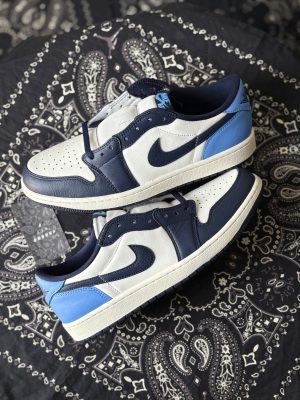 Jordan 1 Low Obsidian