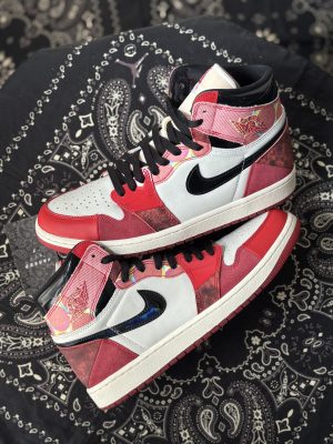 Jordan 1  Across the spider verse (preowned)